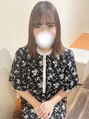 みい